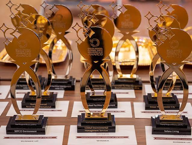 الشركة السعودية للخدمات المحدودة تفوز بجائزة “أفضل شركة تنظيف” لعام 2022